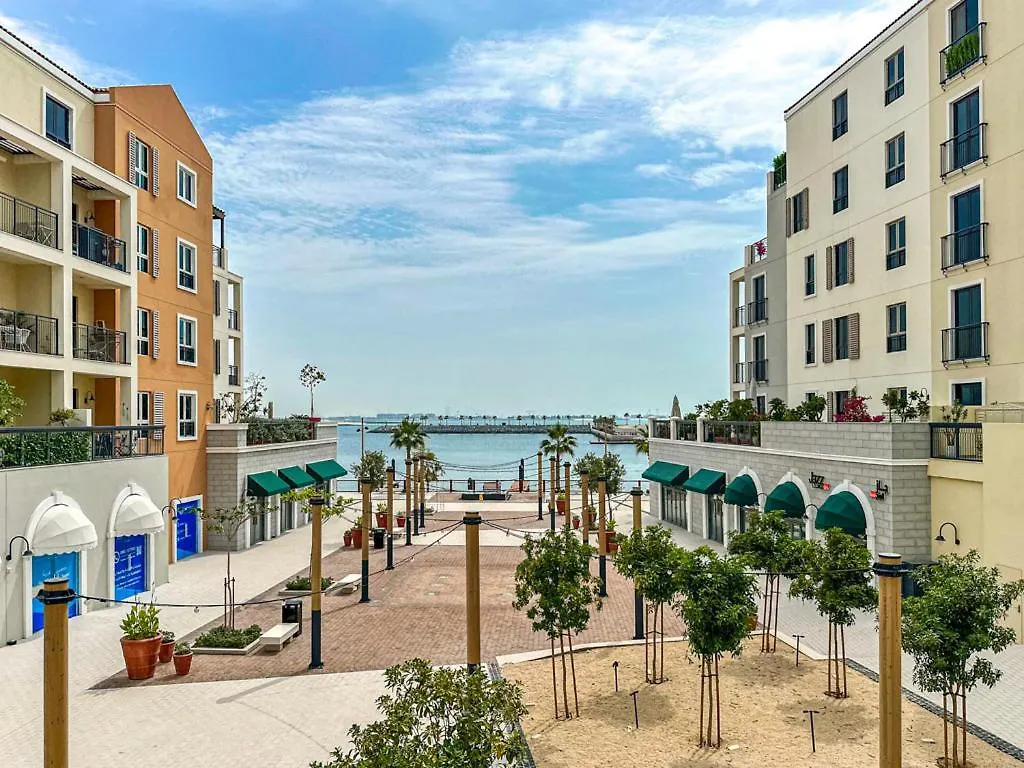 Higuests - Coastal Chic Luxurious Retreat At Port De La Mer Dubai United Arab Emirates