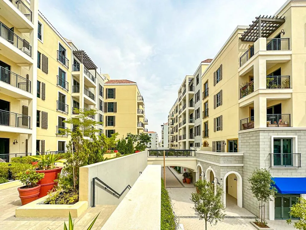 Apartment Higuests - Coastal Chic Luxurious Retreat At Port De La Mer Dubai United Arab Emirates