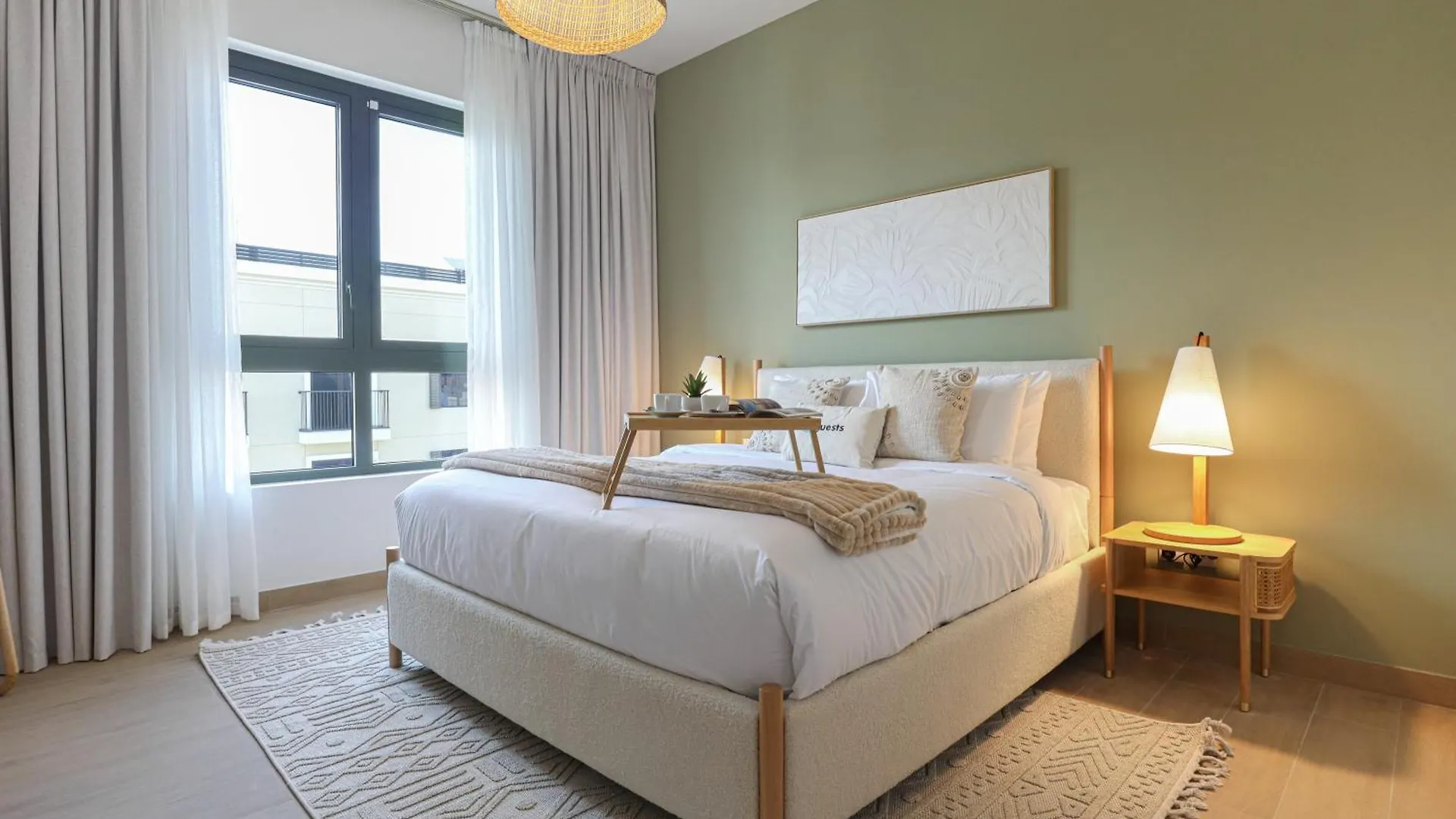 Higuests - Coastal Chic Luxurious Retreat At Port De La Mer Dubai Apartment