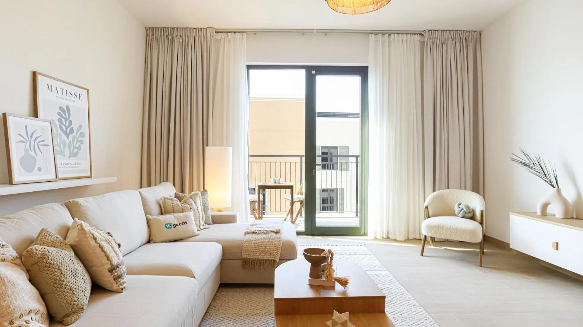 Higuests - Coastal Chic Luxurious Retreat At Port De La Mer Dubai 0*,  United Arab Emirates